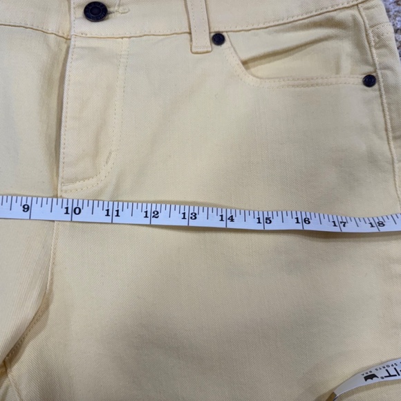 Talbots Simply Flattering 5 Pocket jeans - happy YELLOW color! Size 12P EUC - Picture 7 of 16